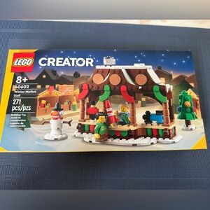 LEGO Creator Festive Gingerbread House Set with Red and Green Accents
